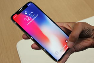 iPhone标准版重登全球畅销榜首，科技巨擘的再次崛起