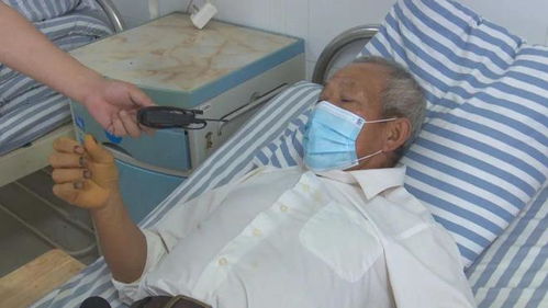 老人遭遇毒蛇之痛，医生称其痛苦超越骨折